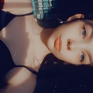 Meet your Posher, Breanne